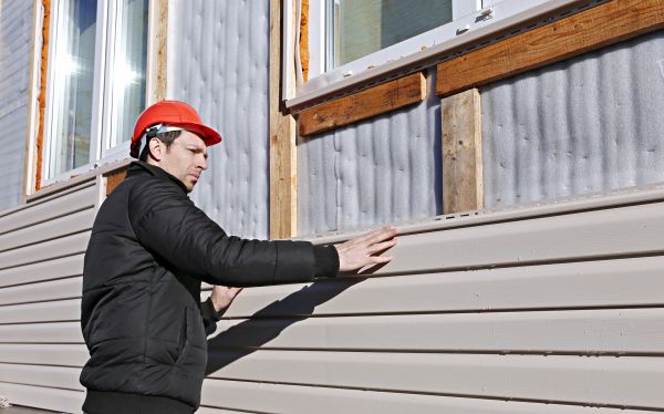 Cost of Vinyl Cladding Repair in Monroe Township