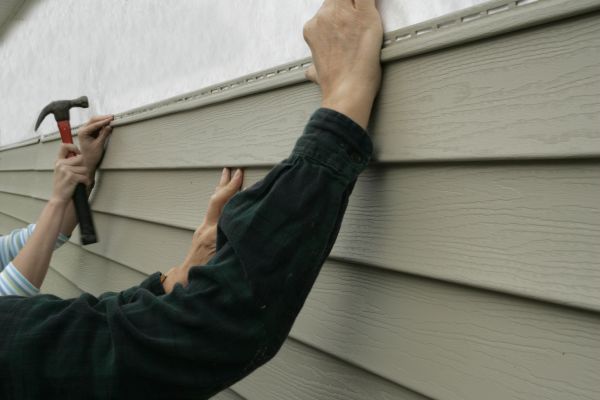 Cost of Insulated Siding Installation in Monroe Township