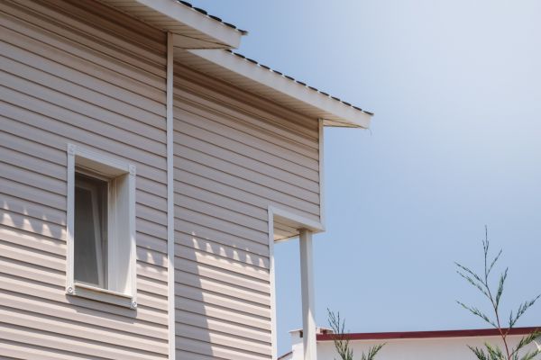 Cost of Vinyl Siding Hole Repair in Monroe Township